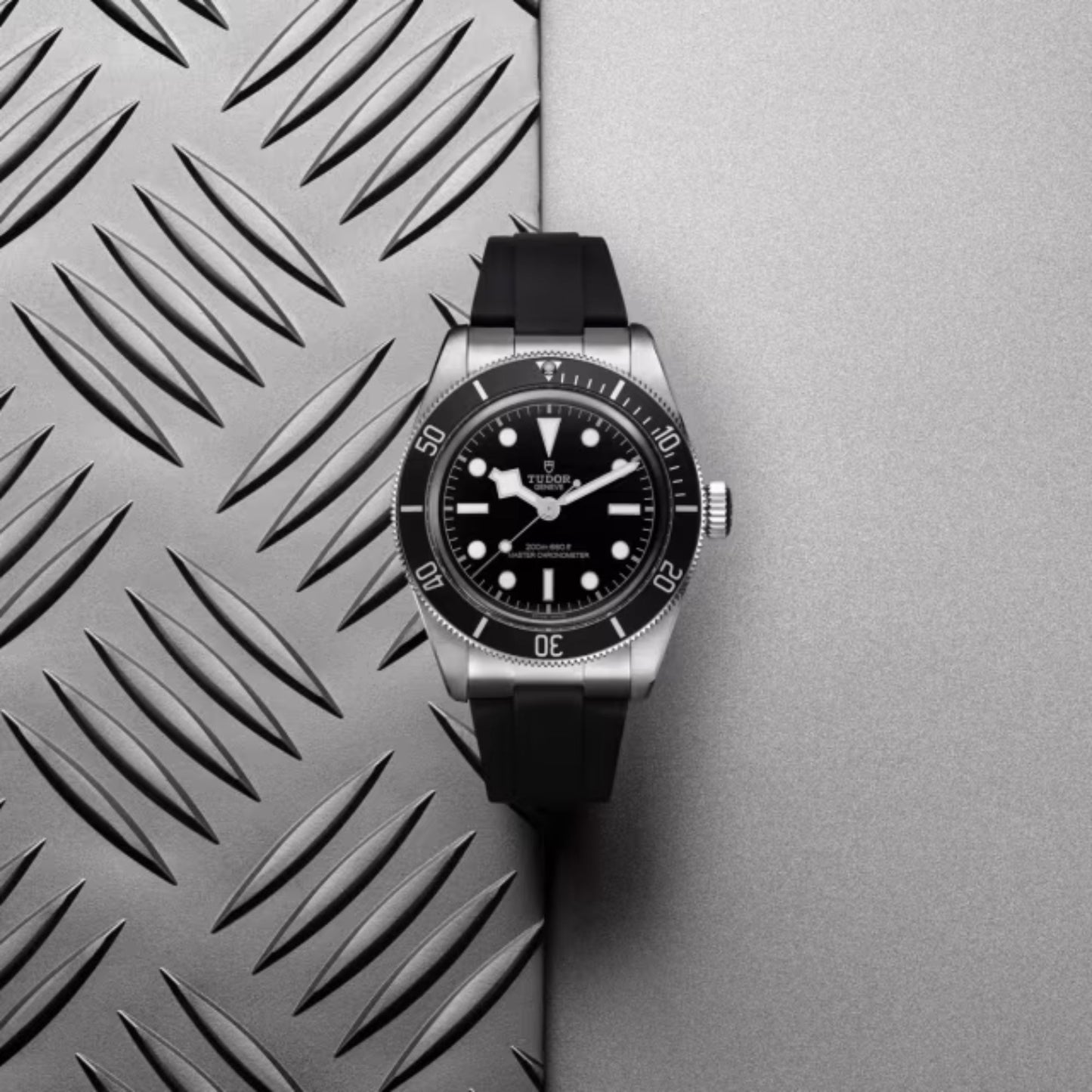 Tudor Black Bay Manufacture Calibre MT5602-U 41mm steel case Black rubber strap