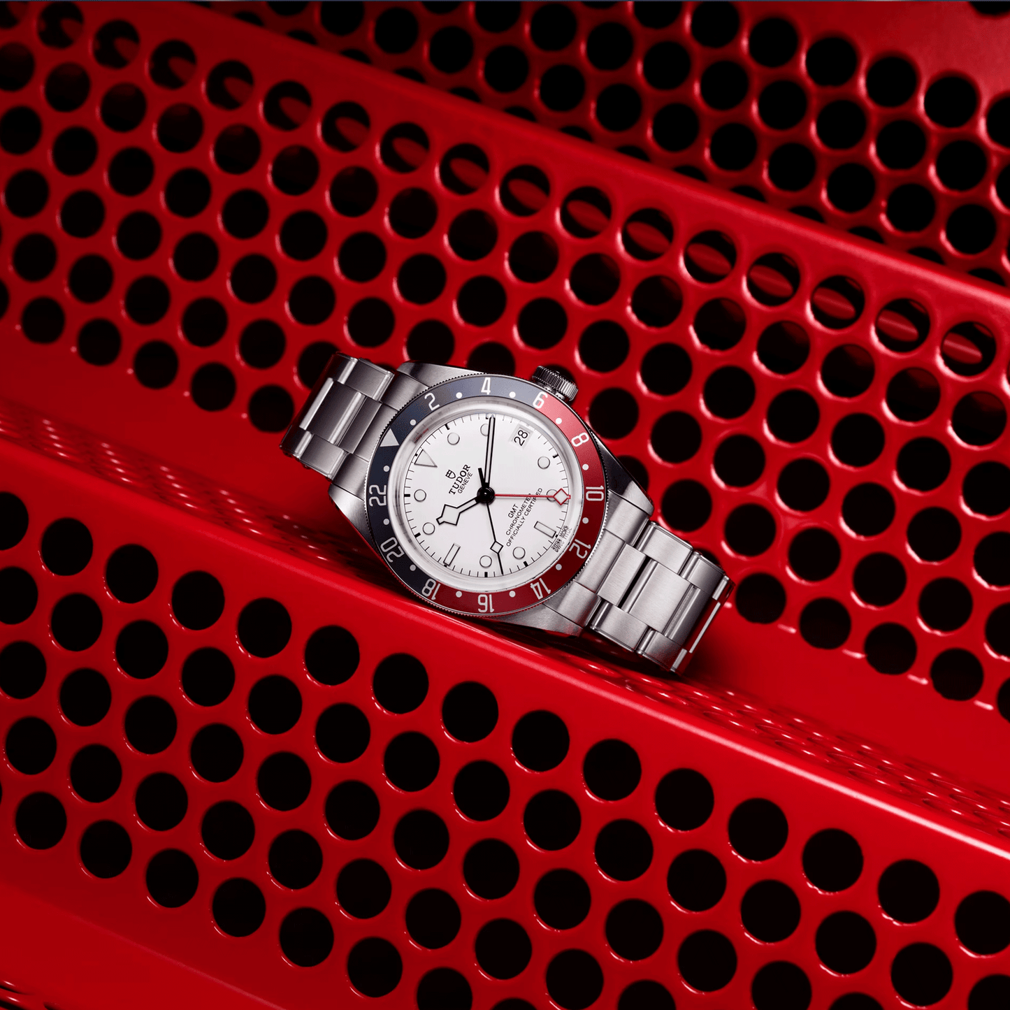 Tudor Black Bay GMT Manufacture Calibre MT5652 41mm steel case Rivet steel bracelet