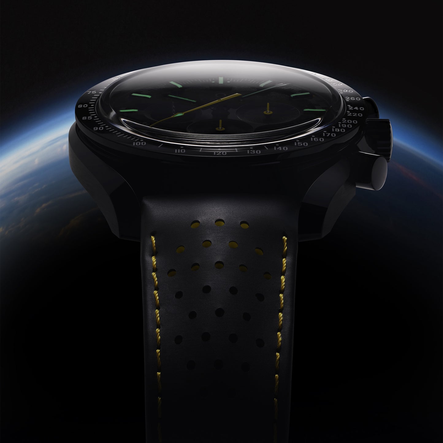 Omega Speedmaster dark side of the moon 44.25 mm, black ceramic on rubber strap