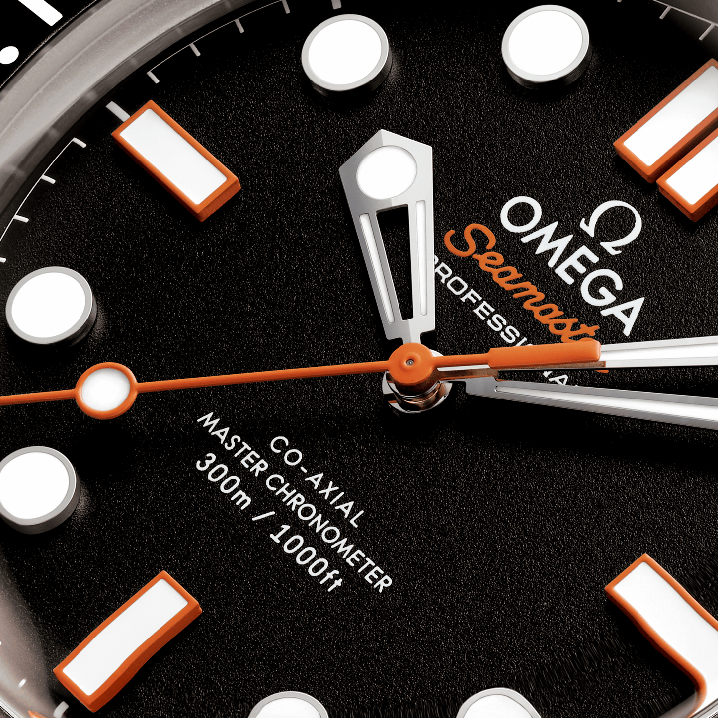 Omega Seamaster Diver 300m 42 mm, steel on rubber strap