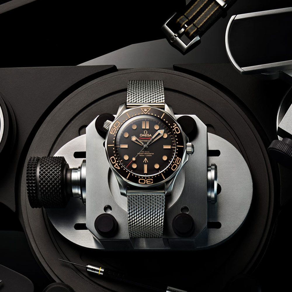 Omega Seamaster Diver 300m 42 mm, Edition 007 No Time To Die, titanium on titanium